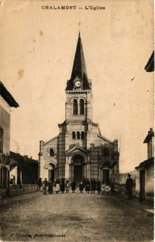 Carte postale ancienne Chalamont L' Eglise à Chalamont