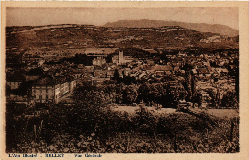 Carte postale ancienne Belley Vue générale à Belley