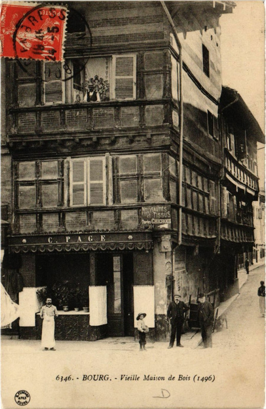 Carte postale ancienne Bourg Vieille Maison de Bois