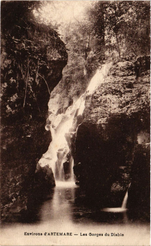 Carte postale ancienne Artemare Environs Les Gorges du Diable à Artemare