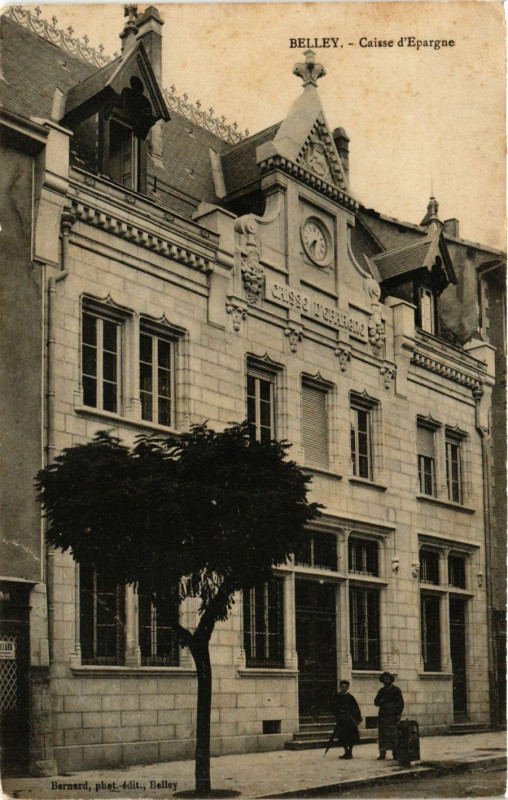 Carte postale ancienne Belley Caisse d'Epargne à Belley