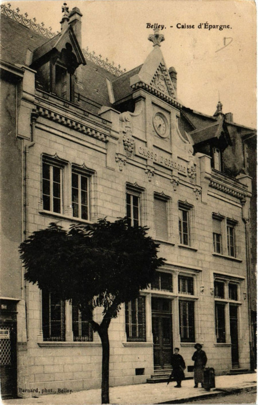 Carte postale ancienne Belley Caisse d'Epargne à Belley
