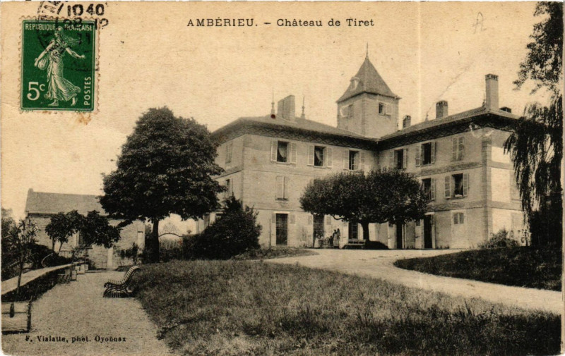Carte postale ancienne Amberieu Chateau de Tiret