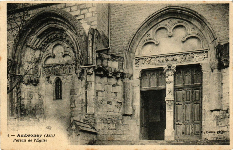 Carte postale ancienne Ambronay Portail de l' Eglise à Ambronay