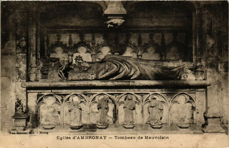 Carte postale ancienne Ambronay Eglise d' Ambronay Tombeau de Mauvoisin à Ambronay