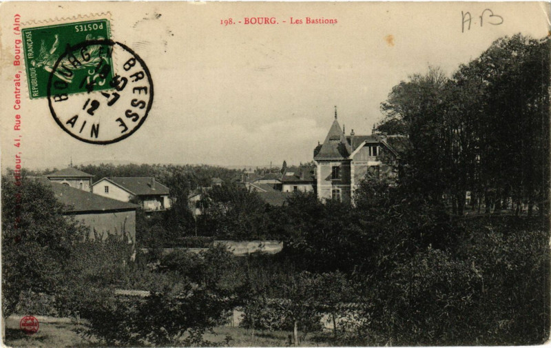 Carte postale ancienne Bourg Les Bastions