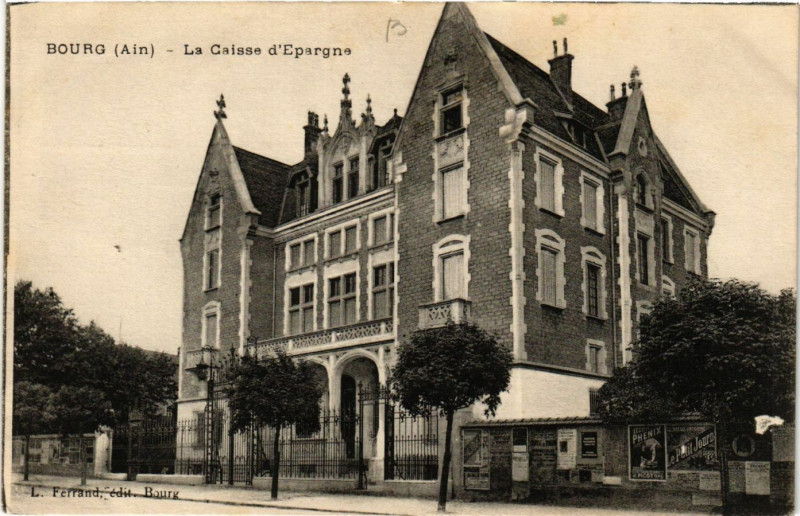 Carte postale ancienne Bourg La Caisse d'Epargne
