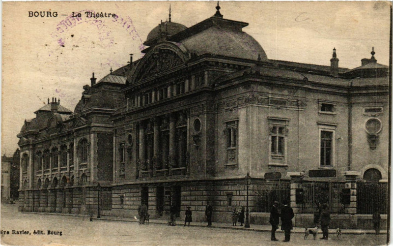 Carte postale ancienne Bourg Le Theatre