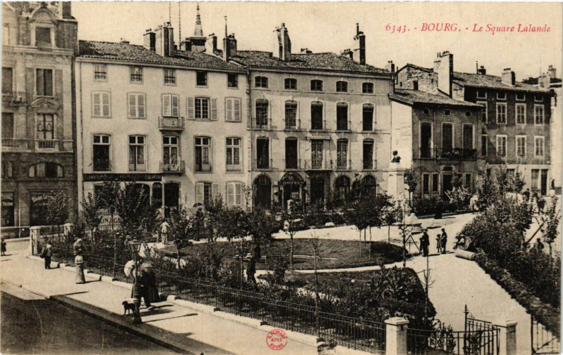 Carte postale ancienne Bourg La Square Lalande
