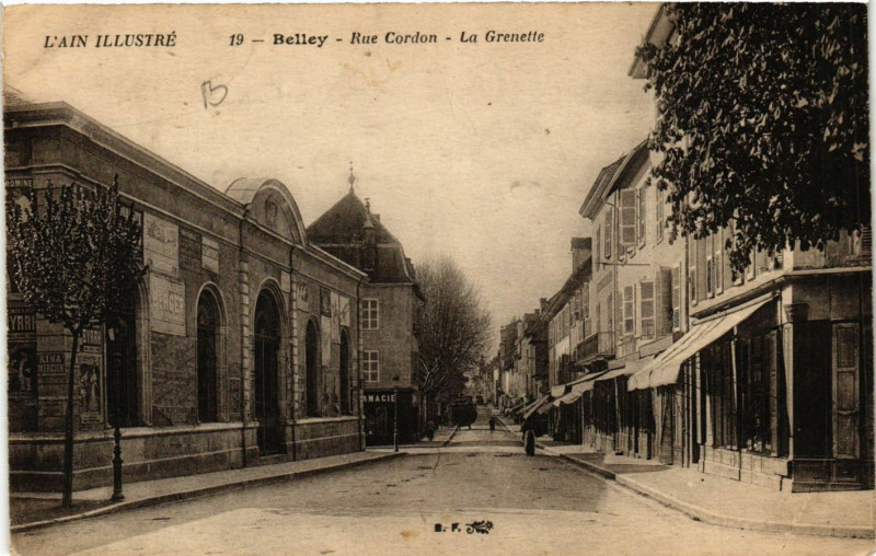 Carte postale ancienne Belley Rue Cordon La Grenette à Belley