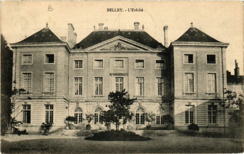 Carte postale ancienne Belley L'Eveche à Belley