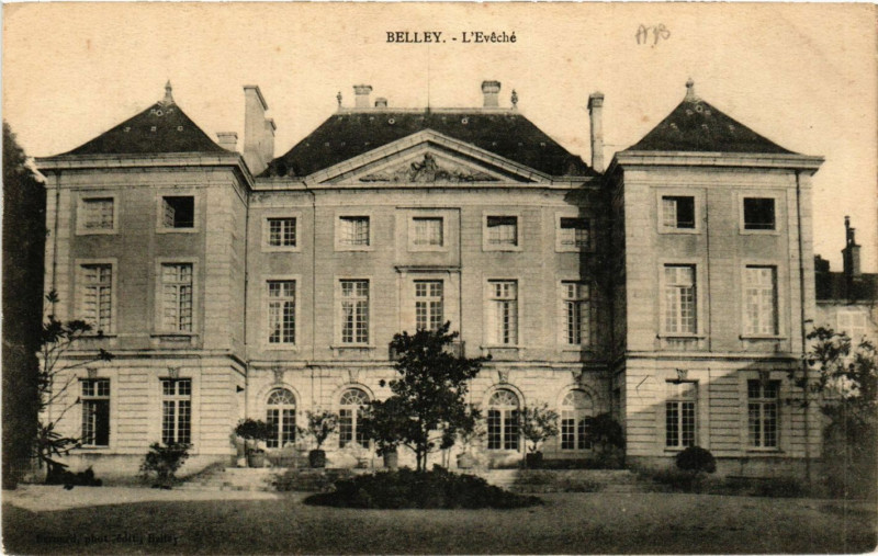 Carte postale ancienne Belley L'Eveche à Belley