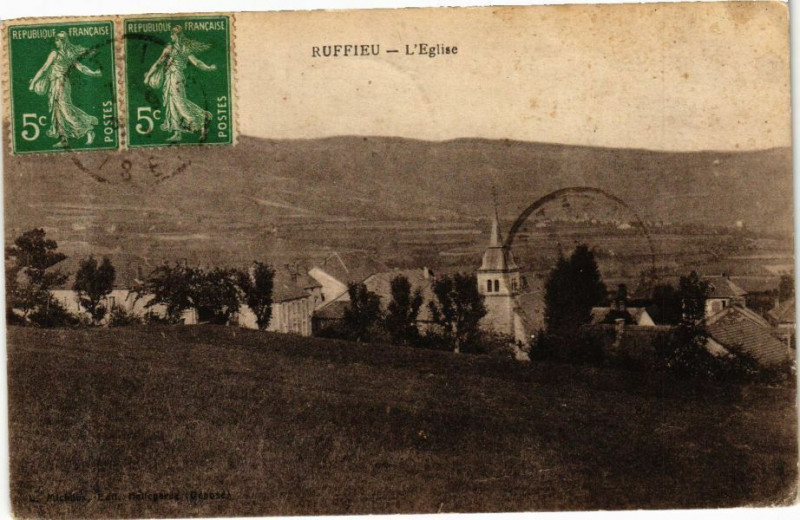 Carte postale ancienne Ruffieu L' Eglise à Ruffieu