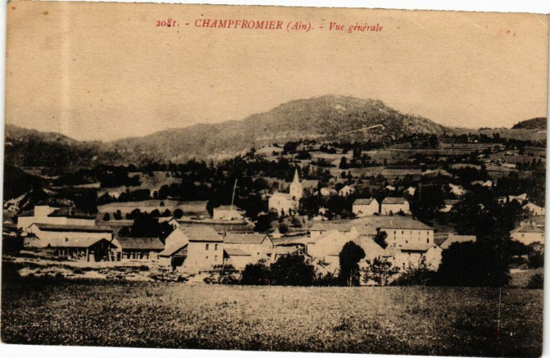 Carte postale ancienne Champfromier Vue générale à Champfromier