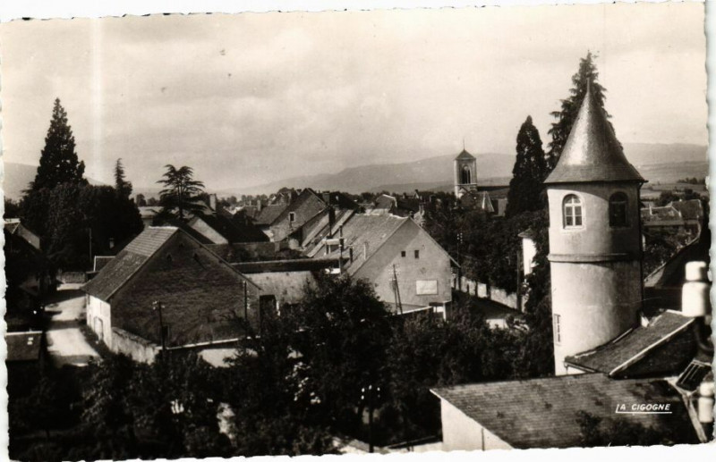 Carte postale ancienne Champagne-en-Valromey Vue générale à Champagne-en-Valromey