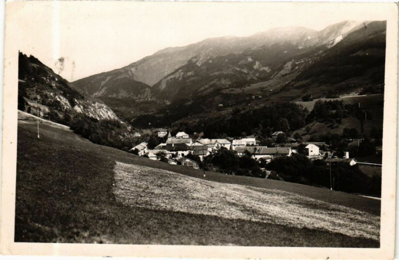Carte postale ancienne Vue de l'Ain Chezery Vue générale