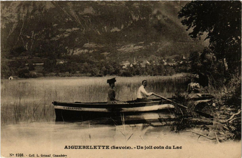 Carte postale ancienne Aiguebelette Un joli coin du Lac