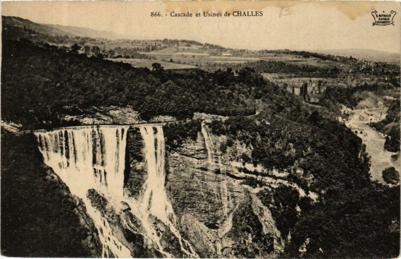 Carte postale ancienne Cascade et Usines de Challes
