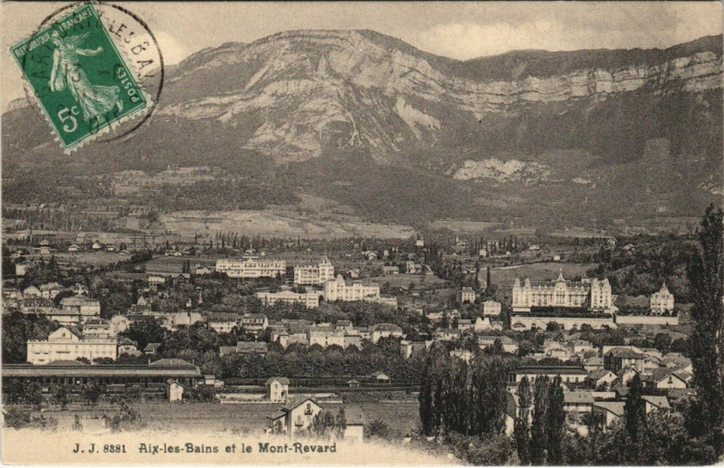 Carte postale ancienne J. J. 8381 Aix-les-Bains et le Mont-Revard à Aix-les-Bains