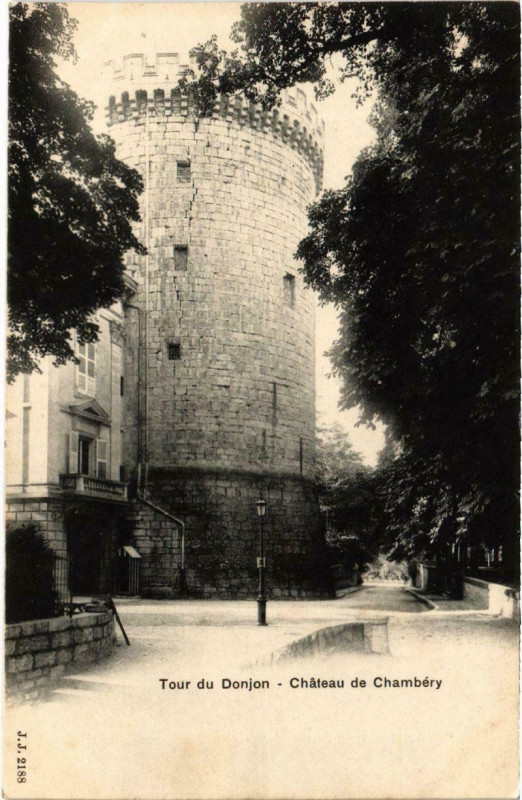 Carte postale ancienne Tour du Donjon - Chateau de Chambery à Chambéry