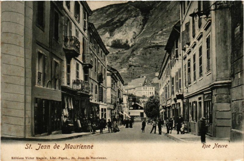 Carte postale ancienne Saint-Jean-de-Maurienne - Rue Neuve à Saint-Jean-de-Maurienne