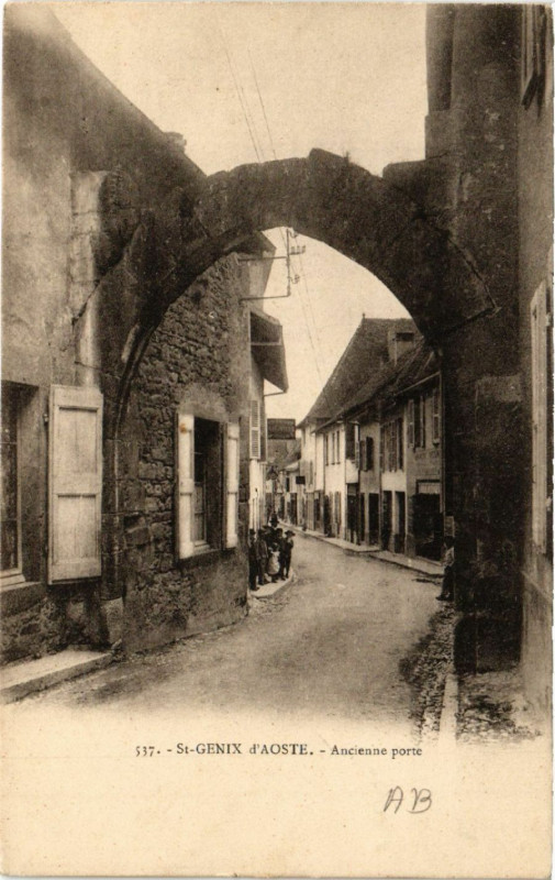 Carte postale ancienne Saint-Genix-d'Aoste - Ancienne Porte
