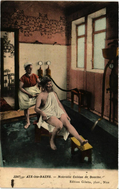 Carte postale ancienne Aix-les-Bains - Nouvelle Cabine de Douche à Aix-les-Bains