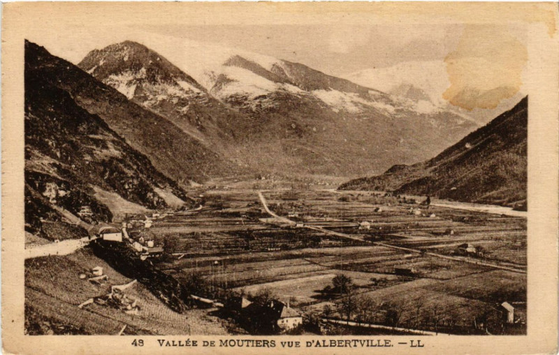 Carte postale ancienne Vallée de Moutiers - Vue d'Albertville à Moûtiers
