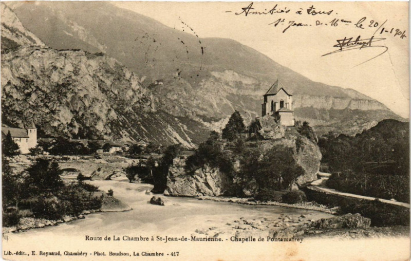 Carte postale ancienne Route de La Chambre a Saint-Jean-de-Maurienne - Chapelle de à La Chambre