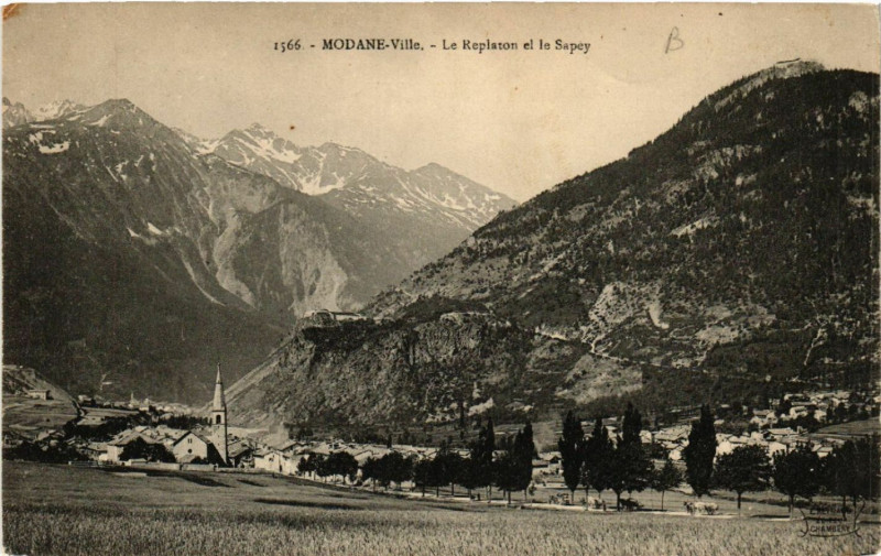 Carte postale ancienne Modane-Ville - Le Replaton et le Sapey à Modane