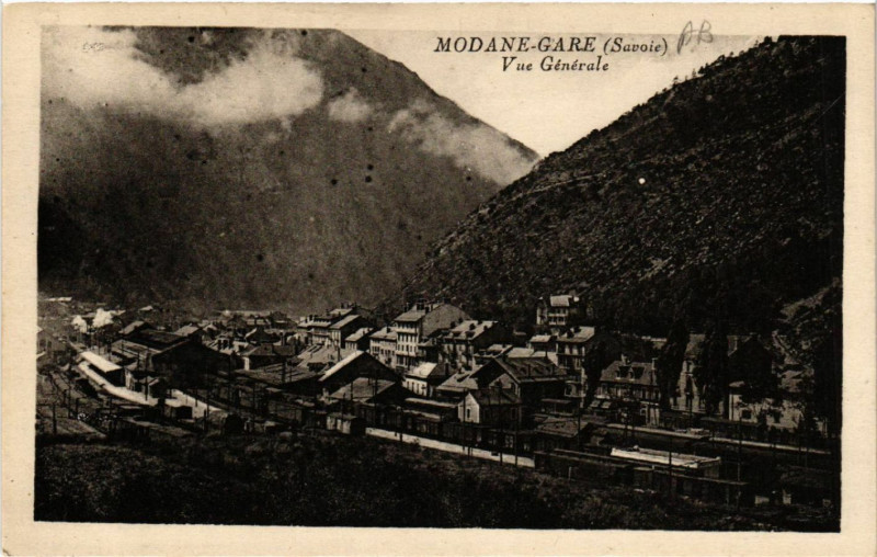 Carte postale ancienne Modane-Gare - Vue générale à Modane