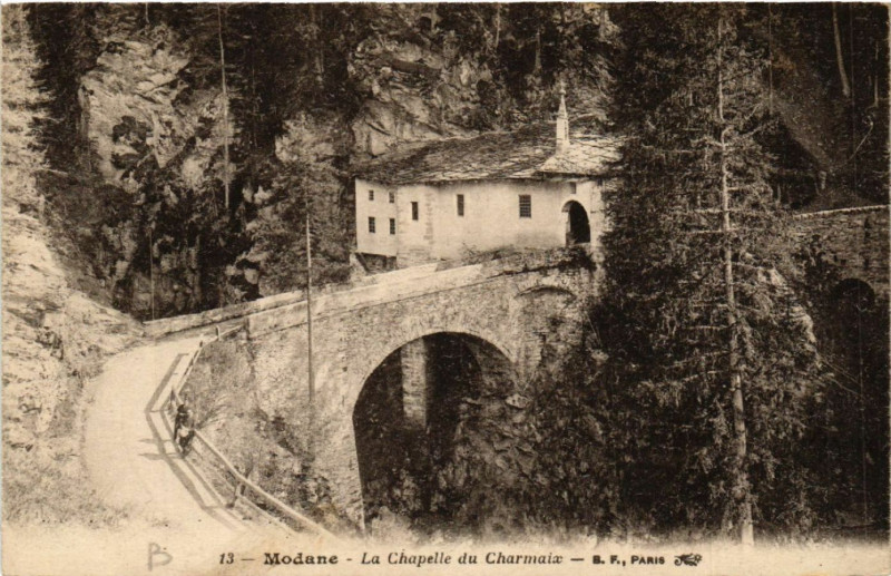 Carte postale ancienne Modane - La Chapelle du Charmaix à Modane