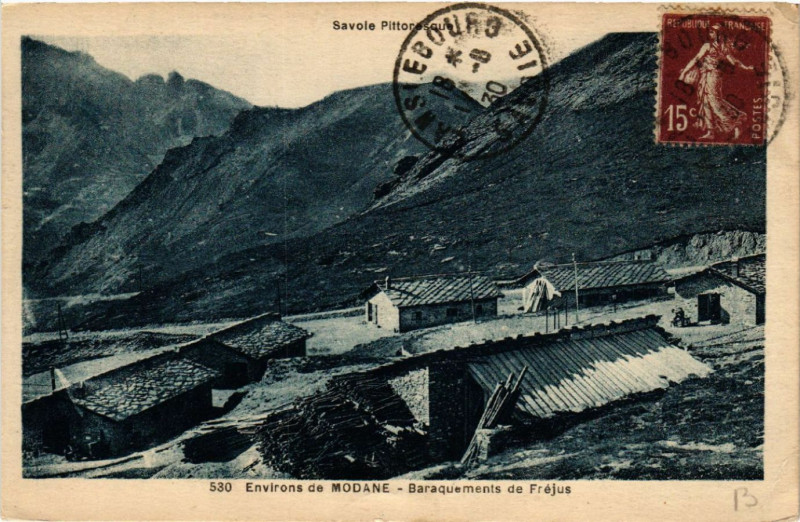 Carte postale ancienne Env. de Modane - Baraquements de Frejus à Modane