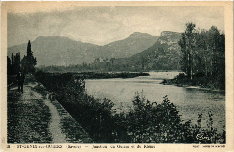 Carte postale ancienne Saint-Genix-sur-Guiers - Jonction du Guiers et du Rhone