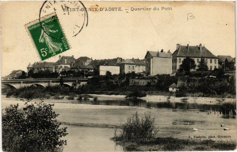 Carte postale ancienne Saint-Genix-d'Aoste - Quartier du Pont