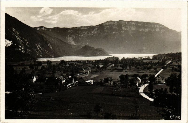 Carte postale ancienne Nances - Vue générale - Le Lac d'Aiguebelette à Nances