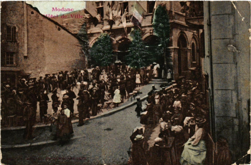 Carte postale ancienne Modane - Hotel de Ville à Modane