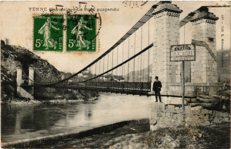 Carte postale ancienne Yonne - Le Pont suspendu