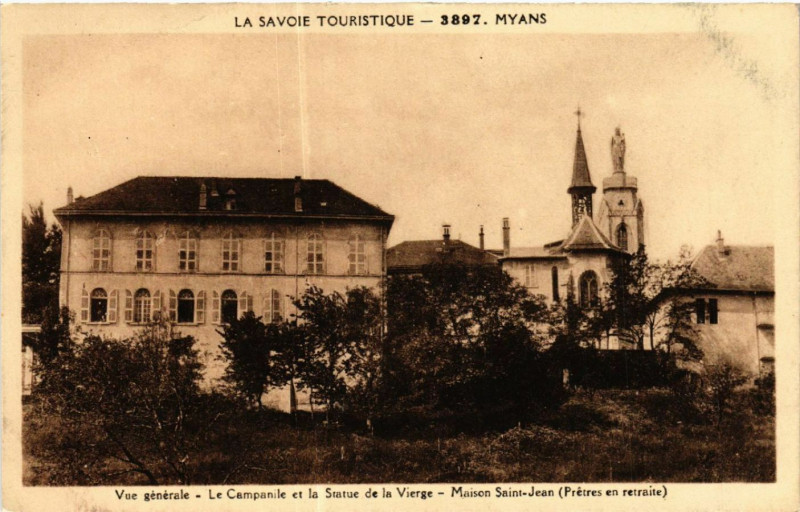 Carte postale ancienne Vue générale - Le Campanile et le Statue de la Vierge - Maison