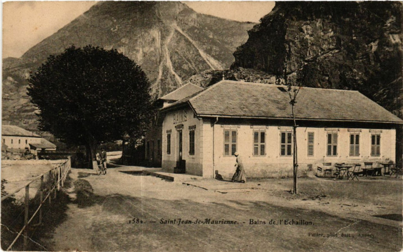 Carte postale ancienne Saint-Jean-de-Maurienne - Bains de l'Echaillon à Saint-Jean-de-Maurienne
