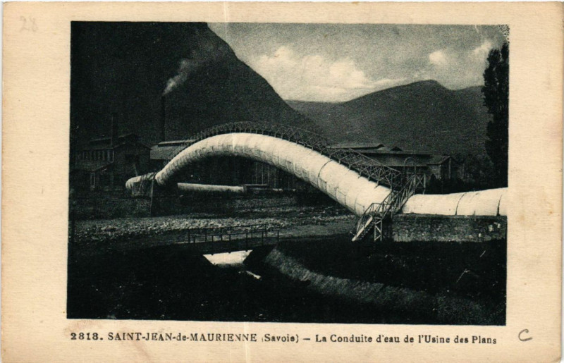 Carte postale ancienne Saint-Jean-de-Maurienne - La Conduite d'eau de l'Usine à Saint-Jean-de-Maurienne