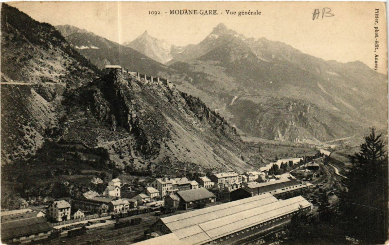Carte postale ancienne Modane-Gare - Vue générale à Modane