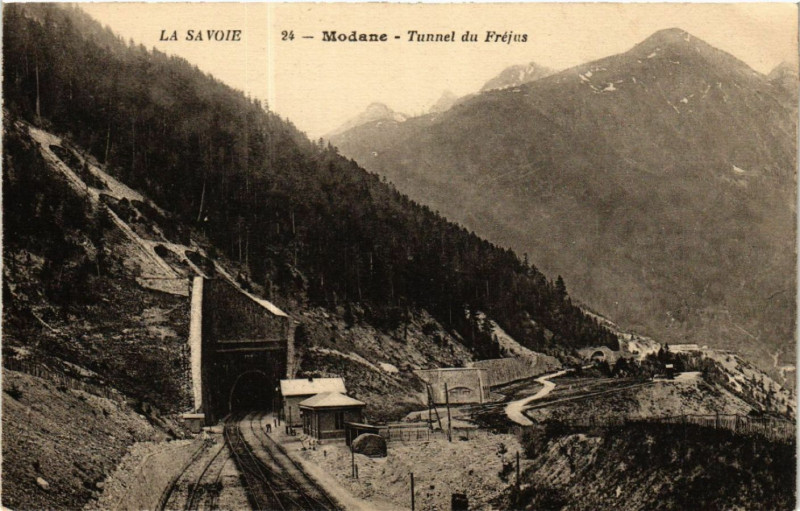Carte postale ancienne La Savoie - Modane - Tunnel du Frejus à Modane