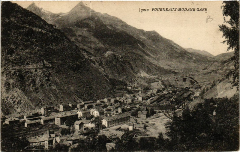 Carte postale ancienne Fourneaux - Modane-Gare à Fourneaux