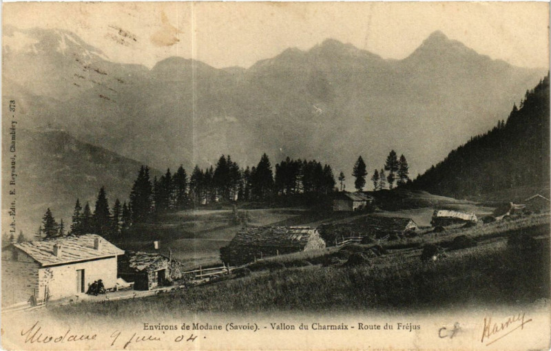 Carte postale ancienne Env. de Modane - Vallon du Charmaix - Route du Frejus à Modane
