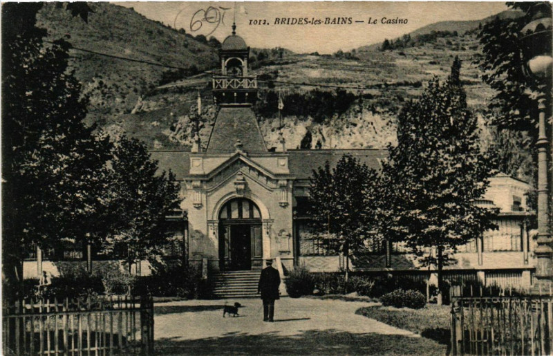 Carte postale ancienne Brides-les-Bains - Le Casino à Brides-les-Bains