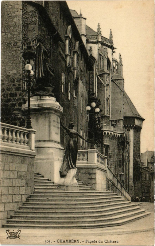 Carte postale ancienne Chambery - Facade du Chateau à Chambéry