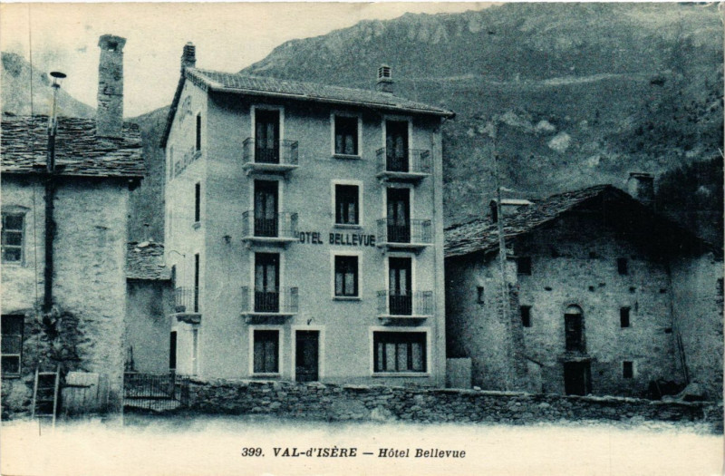 Carte postale ancienne Val d'Isere - Hotel Bellevue à Val-d'Isère