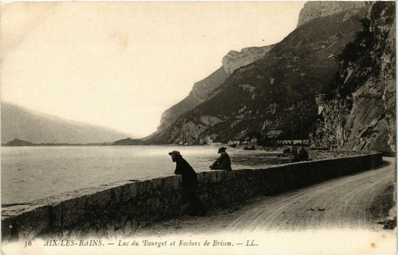 Carte postale ancienne Aix-les-Bains - Lac du Bourget et Rochers de Brison à Aix-les-Bains