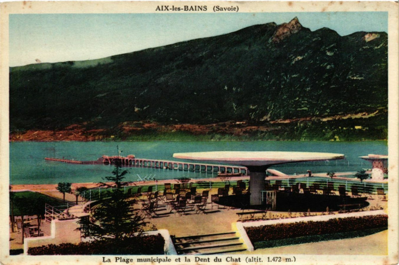 Carte postale ancienne Aix-les-Bains - La Plage municipale et la Dent du Chat à Aix-les-Bains